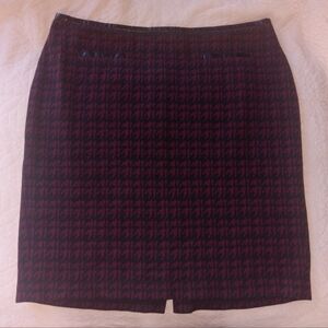 TALBOTS BURGANDY AND BLACK SKIRT SZ 16W